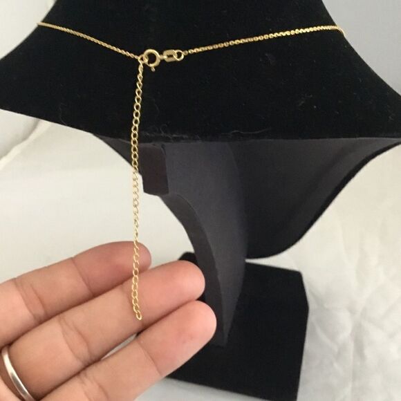 Crystal Embellished InterlockingCircle Necklace G2 - Picture 4 of 5